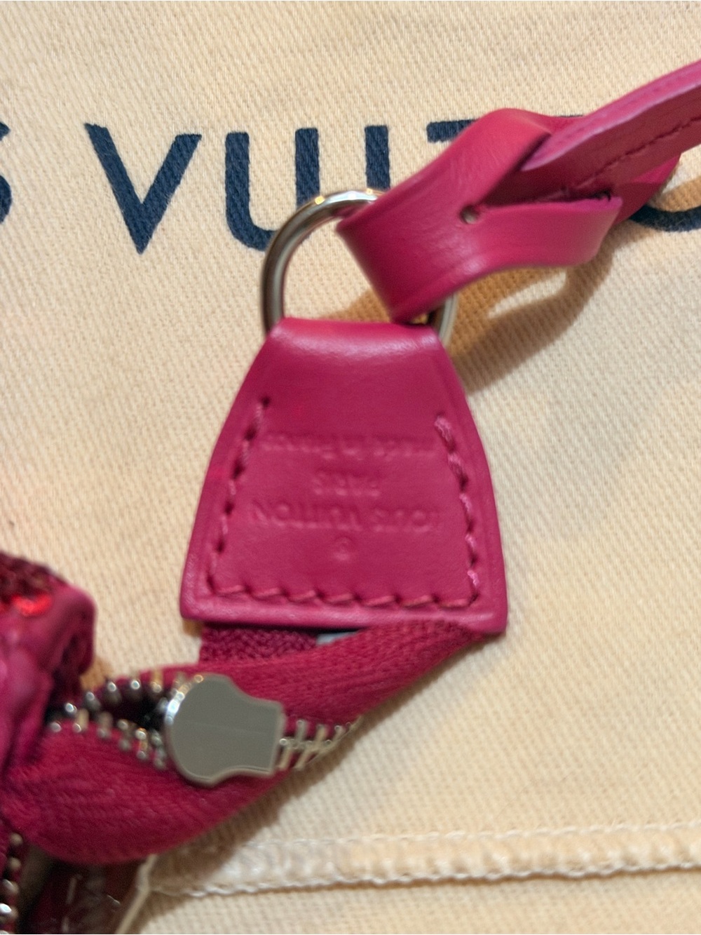 Louis Vuitton Satin Sequin Monogram Pochette Fuchsia - Picture 9 of 12